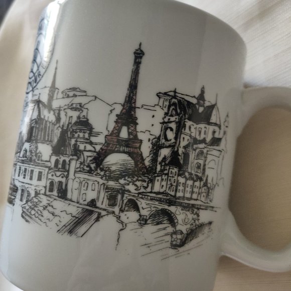 Morris Design Paris Eiffel Tower White Ceramic Mug Large | Design in Canada - Picture 4 of 7